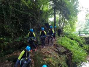Trekking subterráneo en Ripollés