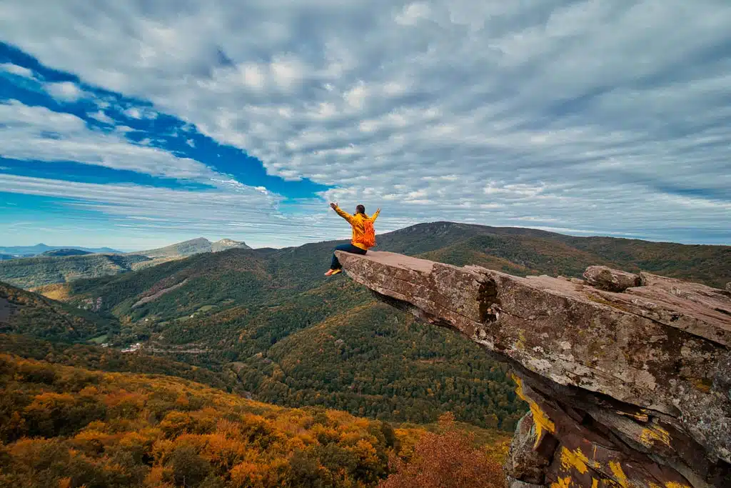 Selva de Irati en otoño con bosque de hayas y colores otoñales